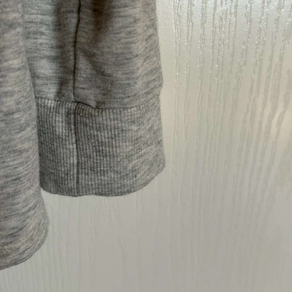 Cable & Gauge gray viscose blend kangaroo pocket hoodie size medium - Picture 5 of 12